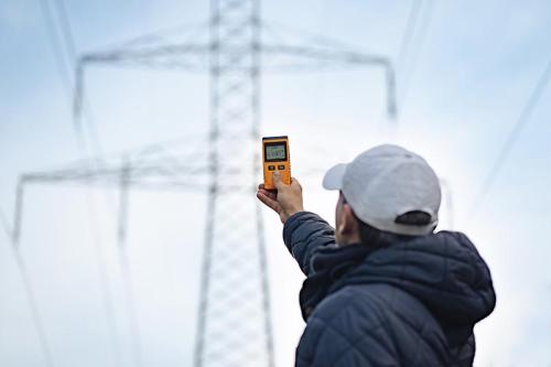 Informowanie o planowanych pomiarach pól elektromagnetycznych